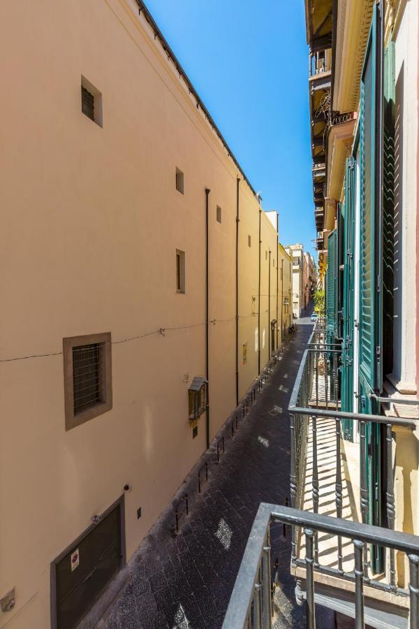 Design & Duplex At National Museum Appartement