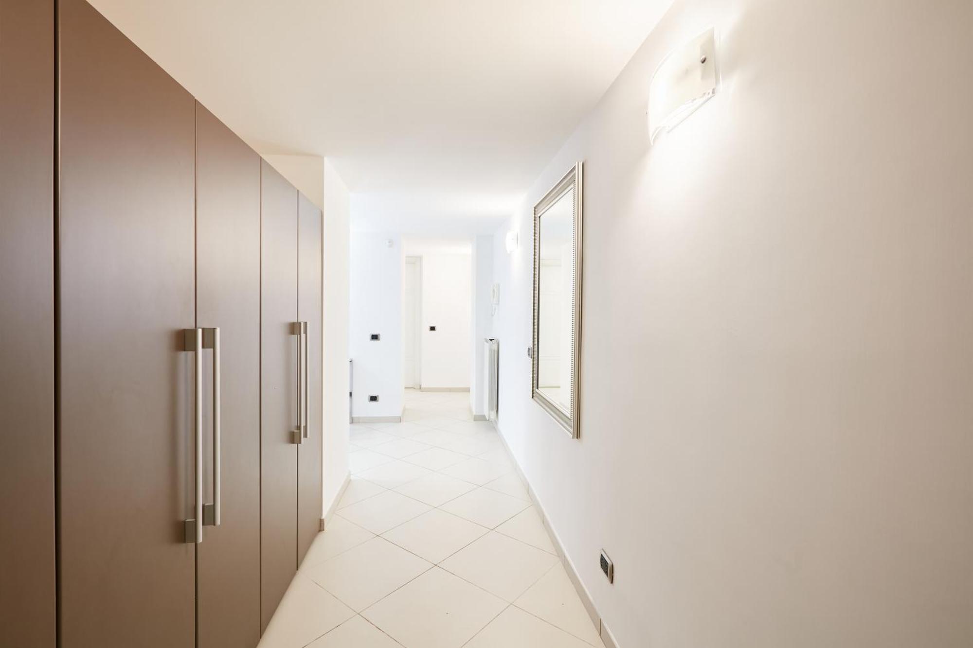 Design & Duplex At National Museum Appartement