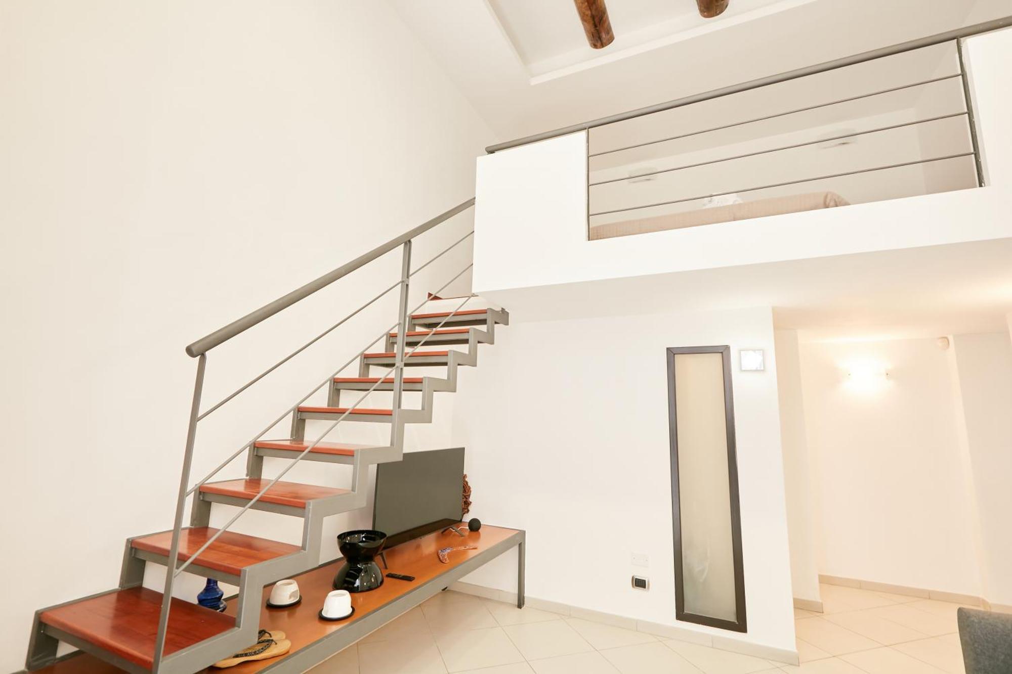 Design & Duplex At National Museum Appartement Naples